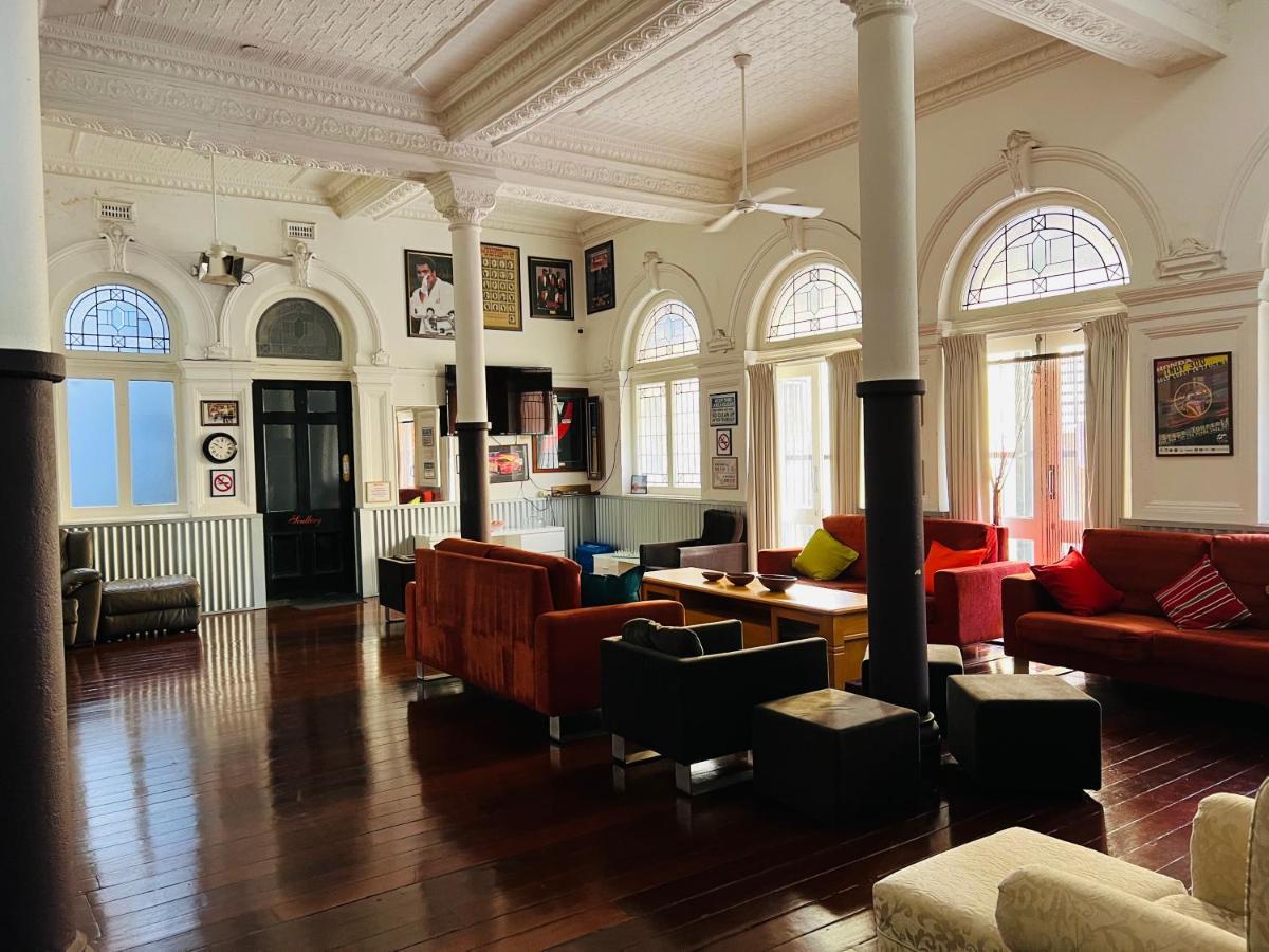 Wallaby Backpackers Hostel Perth - Note - Valid Passport Required To Check In - Eksteriør billede